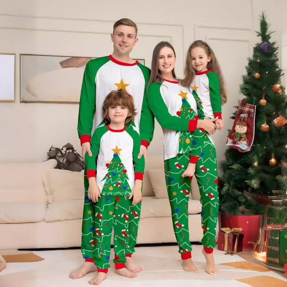 Family Tree Print - Uzun Kollu Noel Pijama Takımı Baskılı